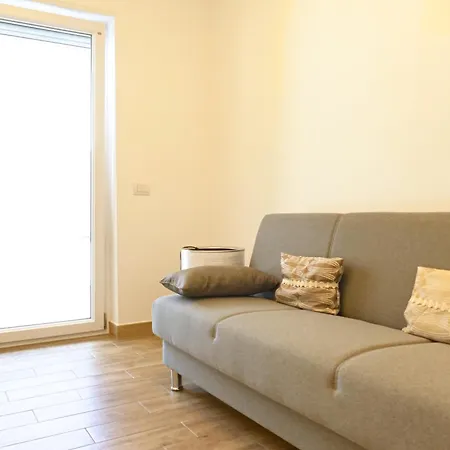 Relux Apartamento *